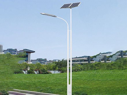 太阳能路灯的控制器的功能有哪些